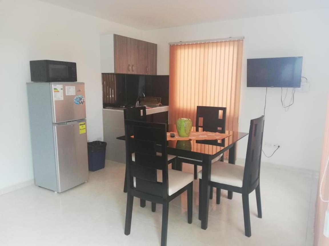 Apartamentos Turisticos Dona Flor San Andrés Екстериор снимка