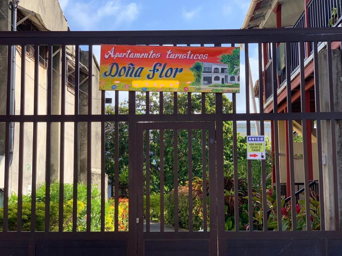 Apartamentos Turisticos Dona Flor San Andrés Екстериор снимка