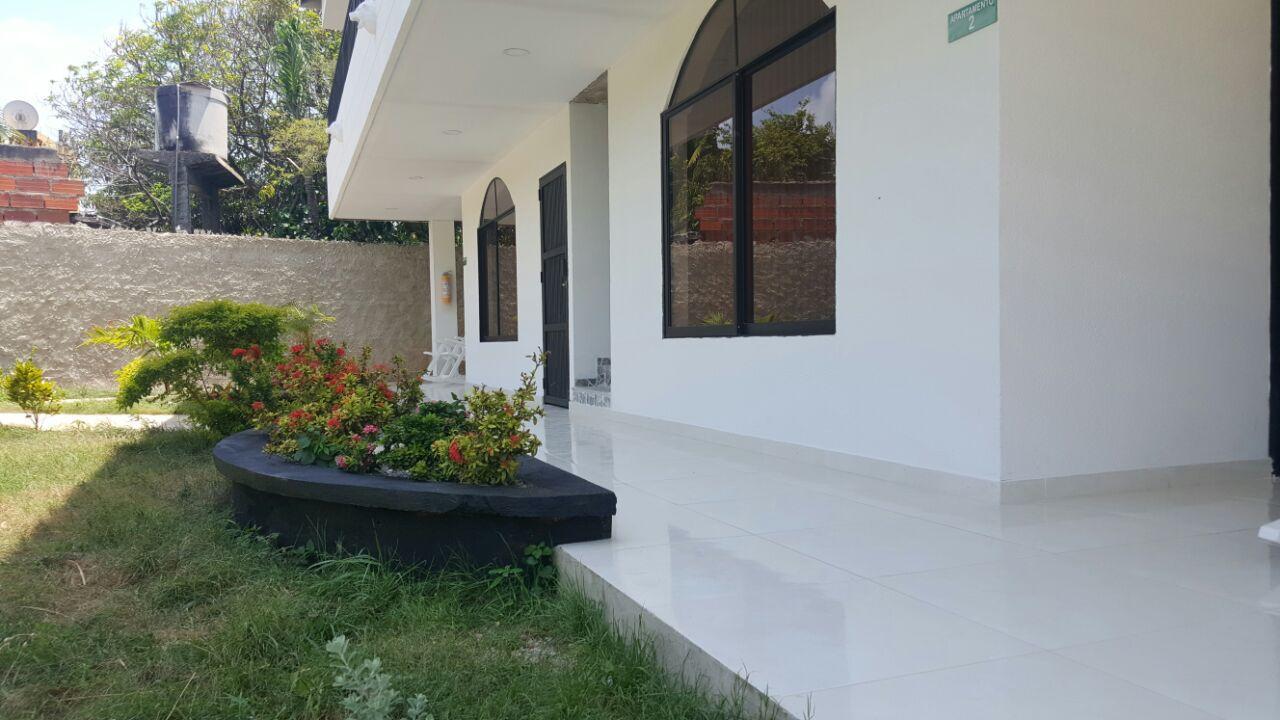 Apartamentos Turisticos Dona Flor San Andrés Екстериор снимка
